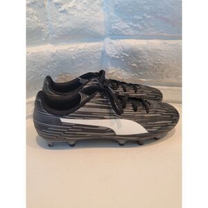 Puma Soccer Shoe Child Quick III Fg/Ag Jr 106576-02 size 5.5C